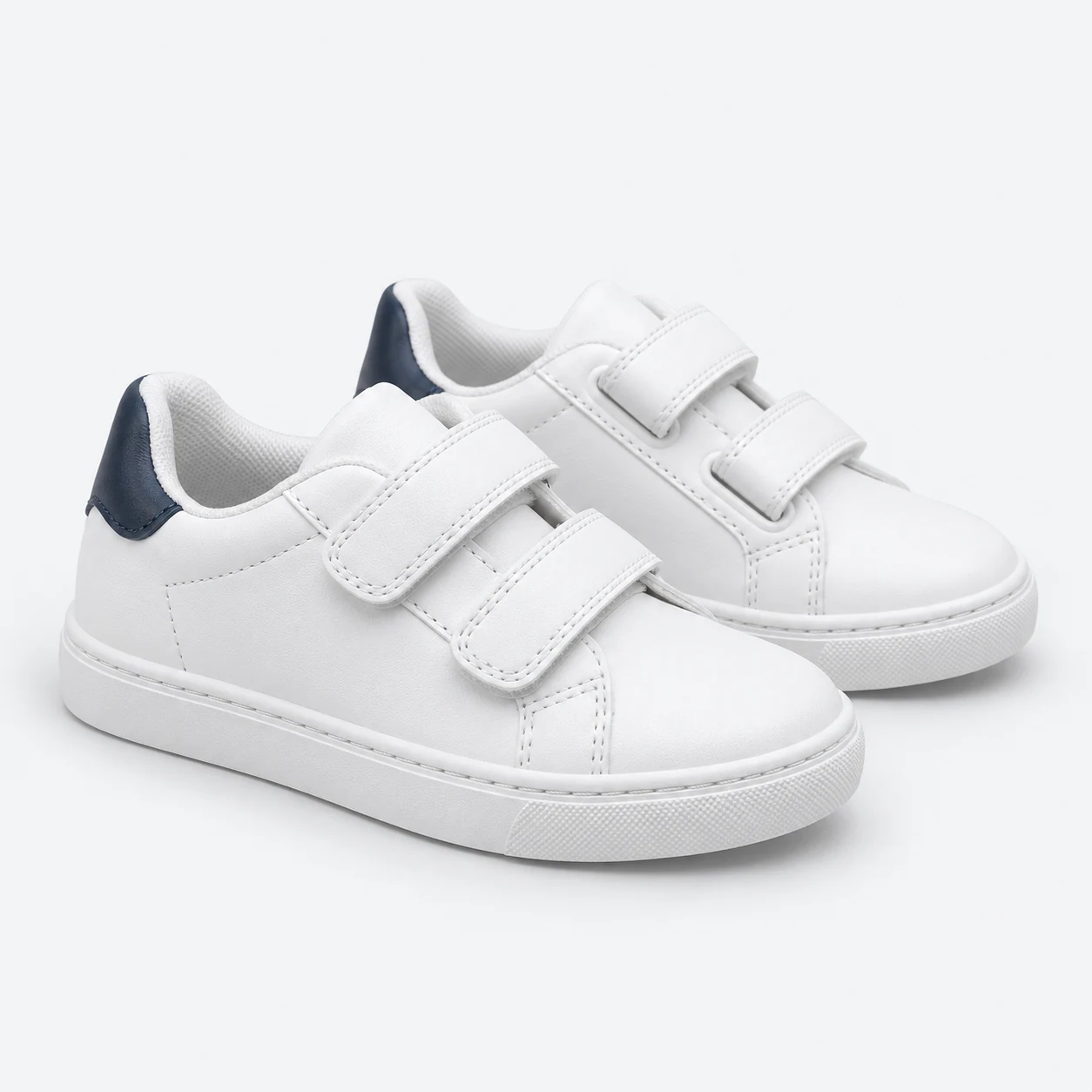 White / navy Court Twin-strap Sneaker